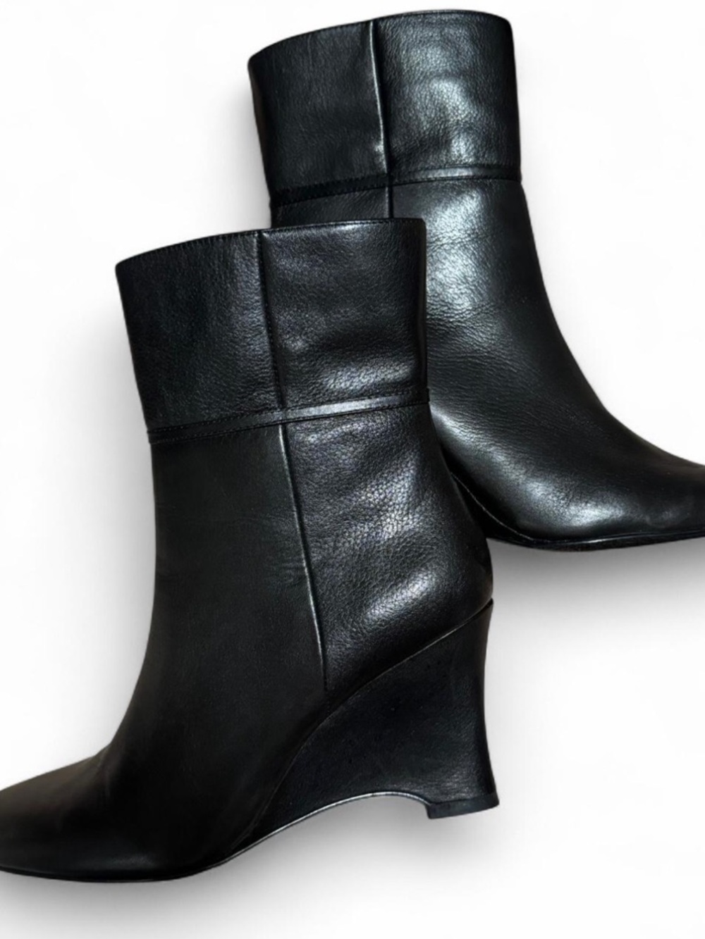 Valerie Stevens Black Leather Wedge Ankle Boots - Picture 2 of 5